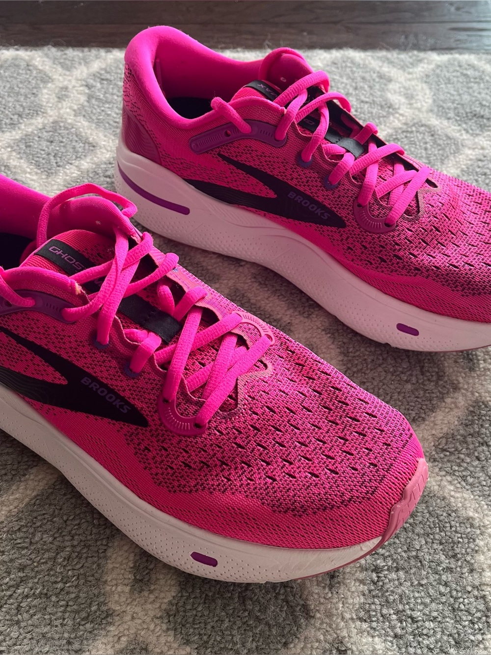 Brooks Ghost Max 1’s